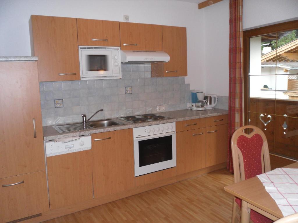 Hotel Walchenhof Mayrhofen Habitación foto