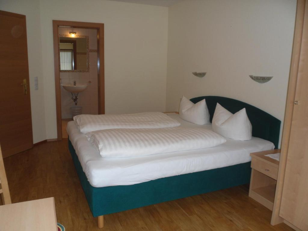Hotel Walchenhof Mayrhofen Habitación foto